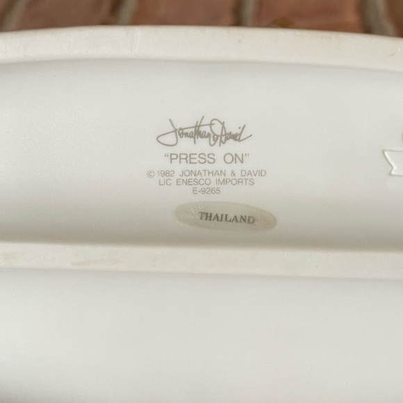 Vtg Precious Moments Press On Figurine w/ Box - Picture 9 of 9